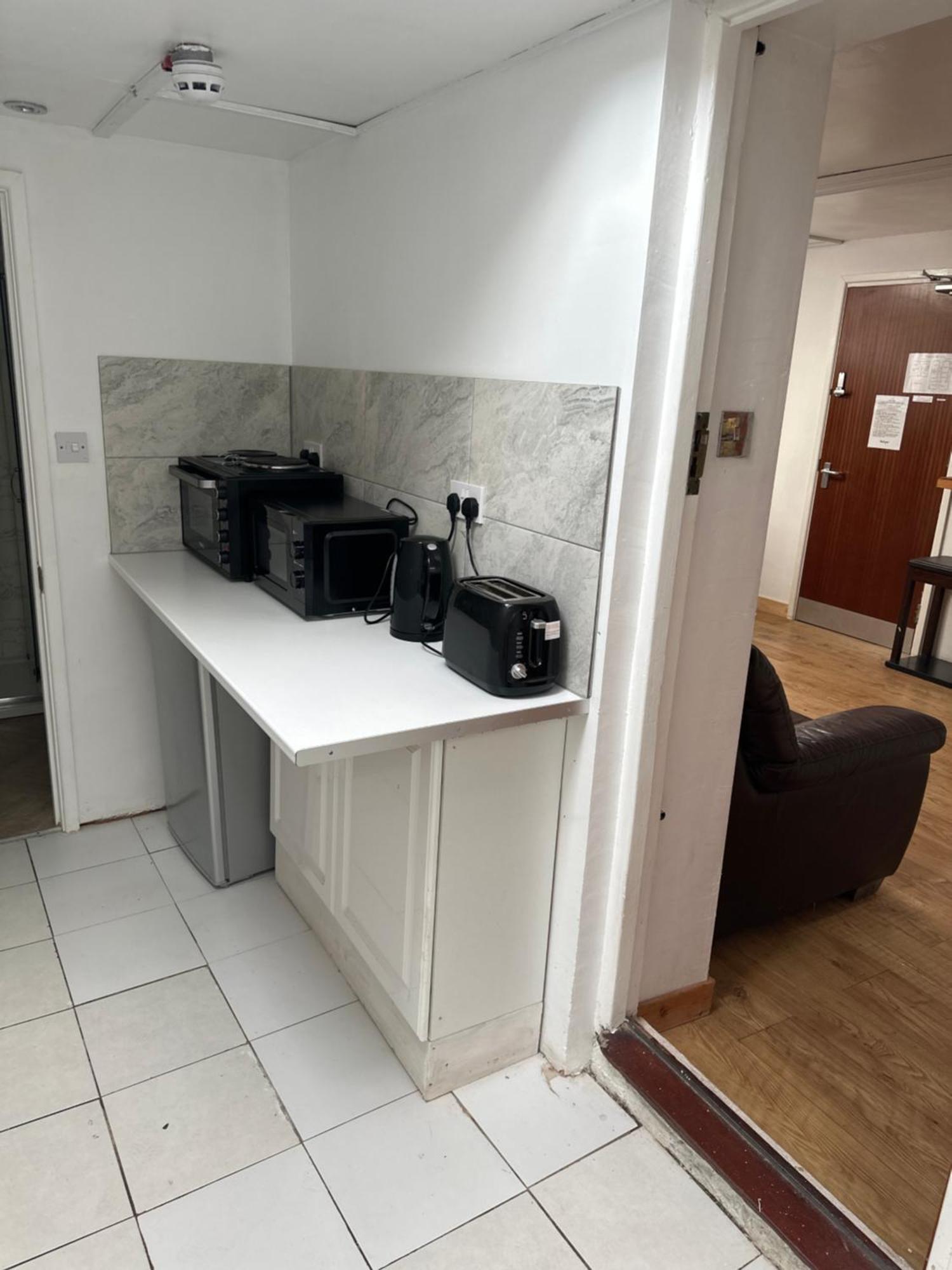 Barrs Court Beds Hotel Warmley Luaran gambar