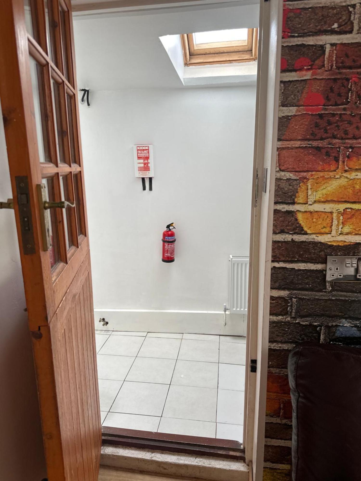 Barrs Court Beds Hotel Warmley Luaran gambar